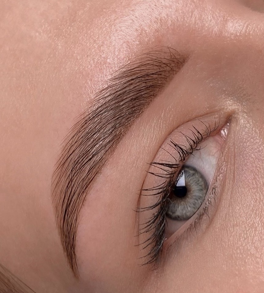 Brows — Viktoriia, Kaubamaja, Tallinn